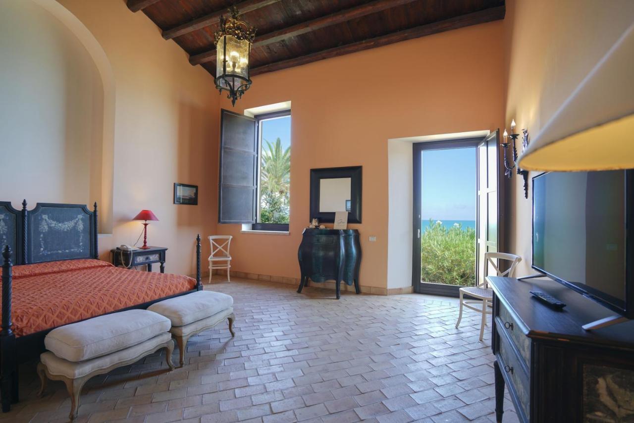 Falconara Resort & Spa بوتيرا المظهر الخارجي الصورة